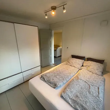 Great And Modern Centrally Located At Stathelle! דירה